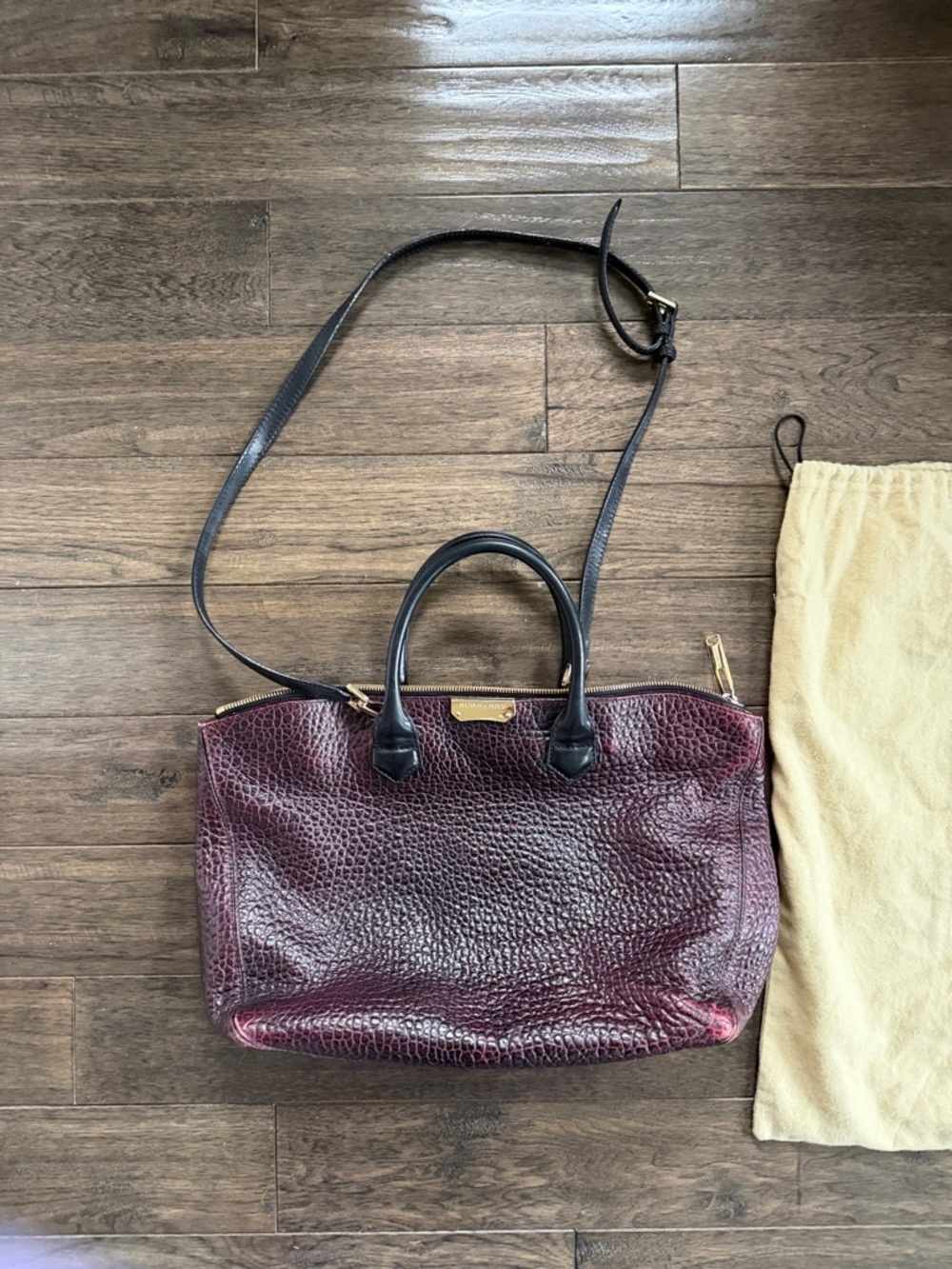 RARE Burberry burgundy pebbled Leather Tote with straps  Nordstrom collaboration - Picture 11 of 15